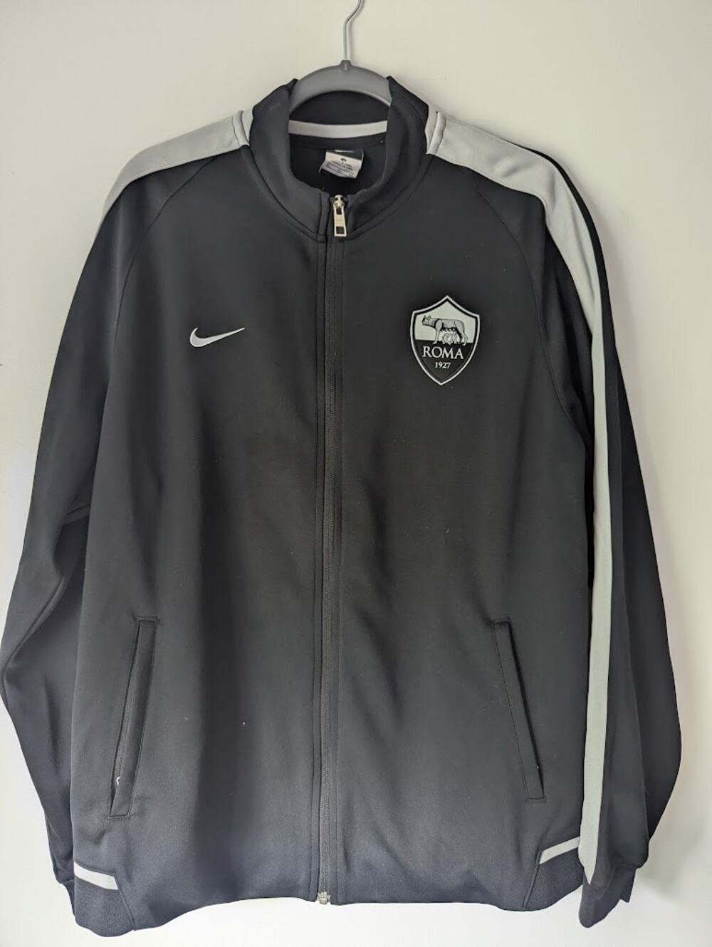 Nike AS Roma Track Jacket Men’s XL Black Gray Full Zip Soccer Jacket Vintage